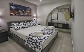 Vicolo 4 Apartment